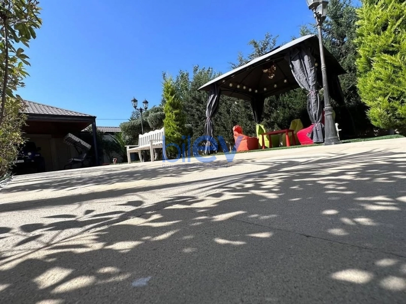 Günlük Kirayə 5 otaqlı Bağ evi  210m², Bakı
