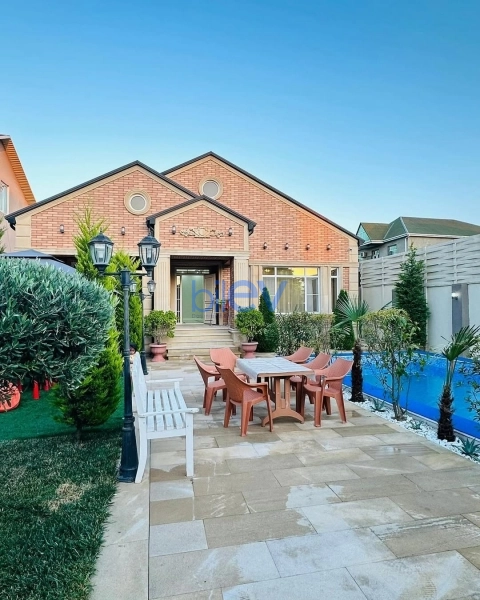 Günlük Kirayə 5 otaqlı Bağ evi  210m², Bakı