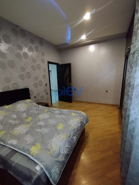 Aylıq Kirayə 2 otaqlı Yeni Tikili bina evi  80m², Bakı