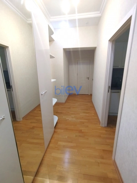 Aylıq Kirayə 2 otaqlı Yeni Tikili bina evi  75m², Bakı