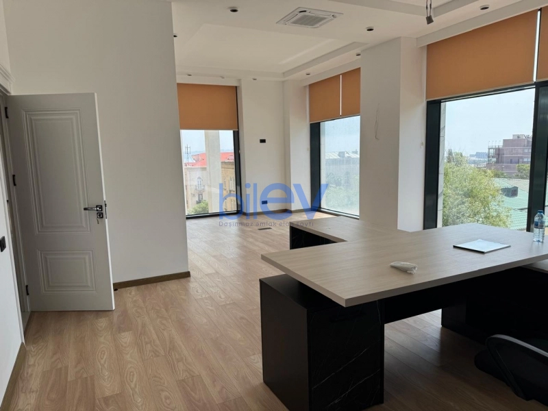 Aylıq Kirayə 5 otaqlı Obyekt  263m², Bakı