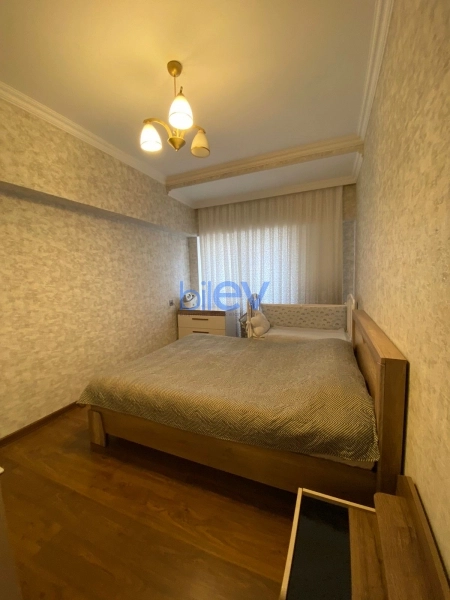 Aylıq Kirayə 2 otaqlı Yeni Tikili bina evi  75m², Bakı