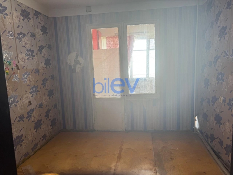 Aylıq Kirayə 4 otaqlı Köhnə Tikili bina evi  90m², Bakı