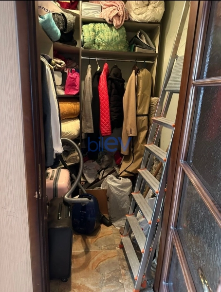 Aylıq Kirayə 4 otaqlı Yeni Tikili bina evi  140m², Bakı