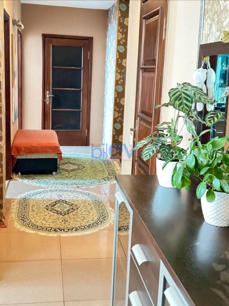Aylıq Kirayə 4 otaqlı Yeni Tikili bina evi  140m², Bakı