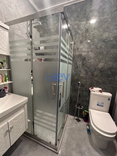 Aylıq Kirayə 3 otaqlı Yeni Tikili bina evi  95m², Bakı