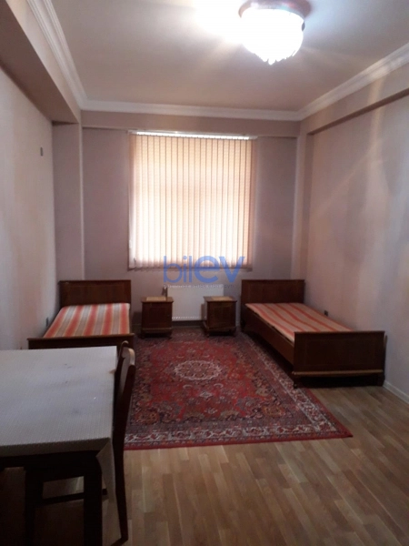 Aylıq Kirayə 3 otaqlı Yeni Tikili bina evi  114m², Gəncə
