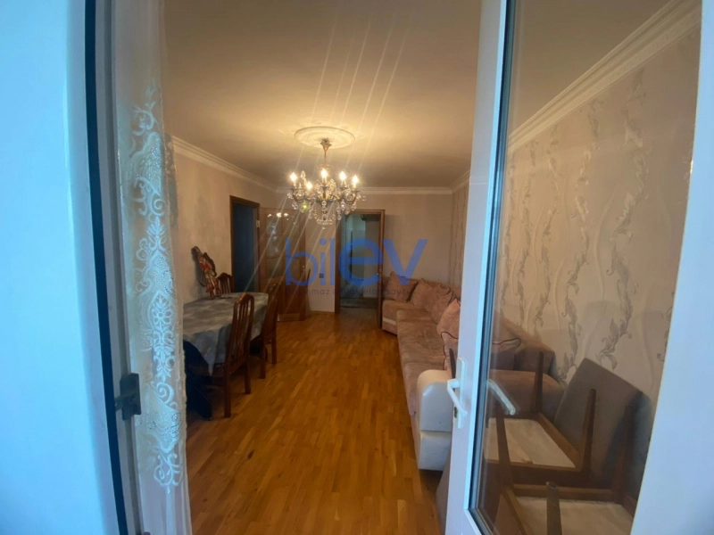 Aylıq Kirayə 3 otaqlı Köhnə Tikili bina evi  60m², Bakı