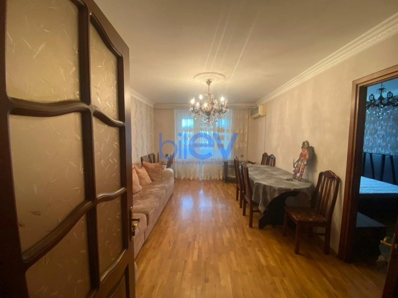 Aylıq Kirayə 3 otaqlı Köhnə Tikili bina evi  60m², Bakı