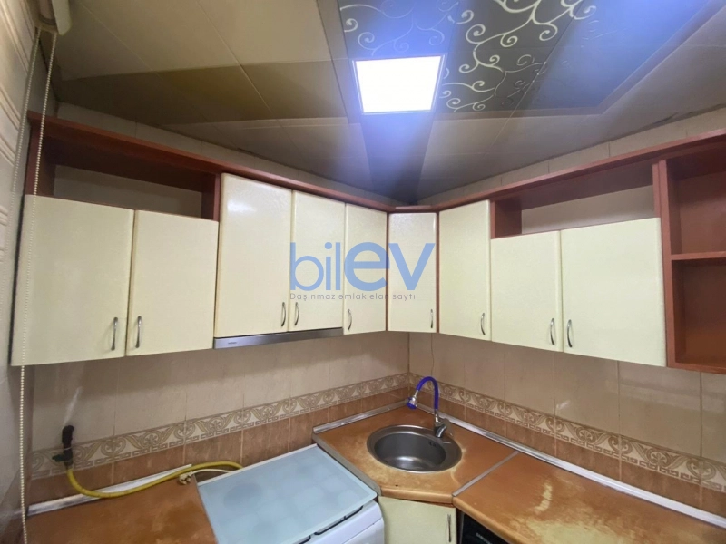Aylıq Kirayə 3 otaqlı Köhnə Tikili bina evi  60m², Bakı