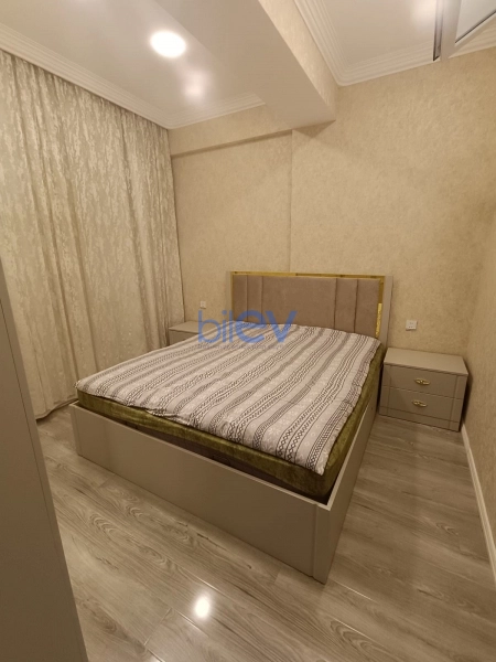 Aylıq Kirayə 3 otaqlı Yeni Tikili bina evi  60m², Bakı
