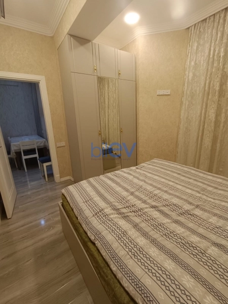 Aylıq Kirayə 3 otaqlı Yeni Tikili bina evi  60m², Bakı