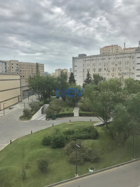 Aylıq Kirayə 3 otaqlı Yeni Tikili bina evi  90m², Bakı