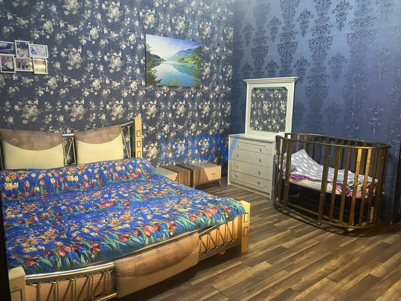 Aylıq Kirayə 5 otaqlı Bağ evi  352m², Bakı
