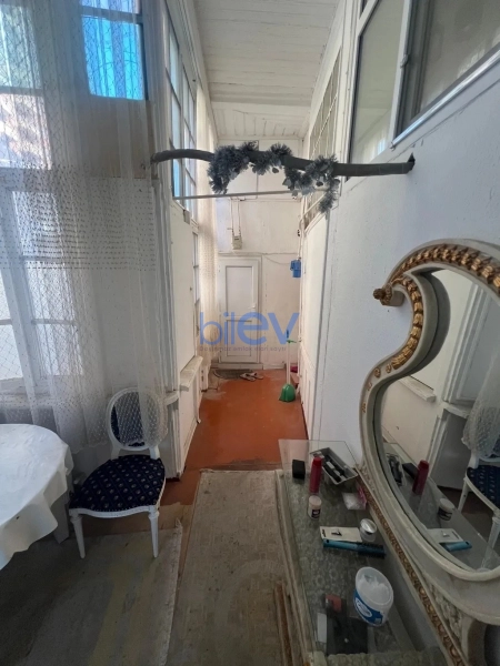 Satış 2 otaqlı Köhnə Tikili bina evi  36m², Bakı