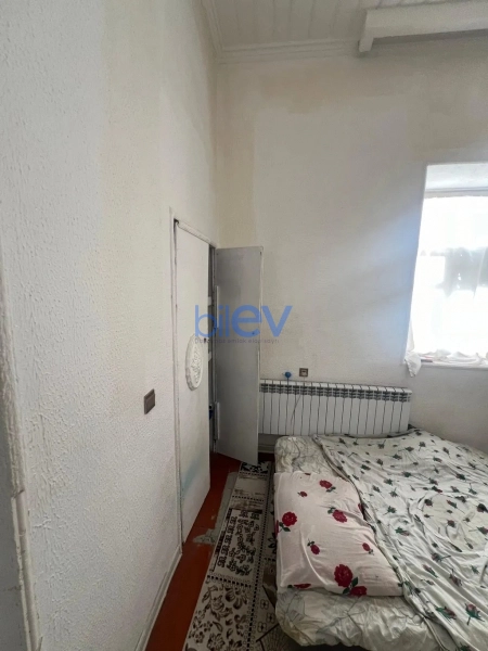 Satış 2 otaqlı Köhnə Tikili bina evi  36m², Bakı