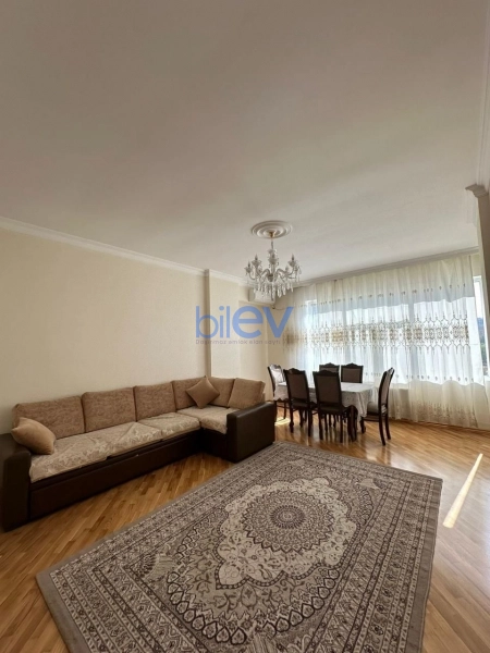 Aylıq Kirayə 2 otaqlı Köhnə Tikili bina evi  52m², Bakı