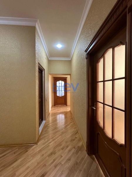 Aylıq Kirayə 2 otaqlı Köhnə Tikili bina evi  52m², Bakı