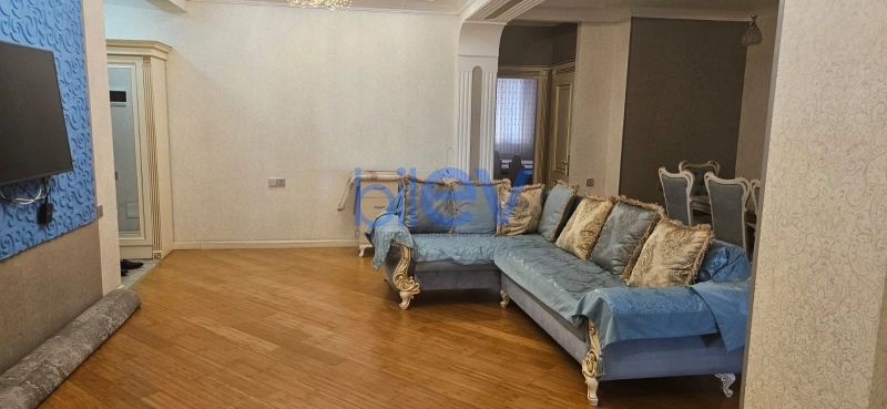Aylıq Kirayə 3 otaqlı Yeni Tikili bina evi  112m², Bakı