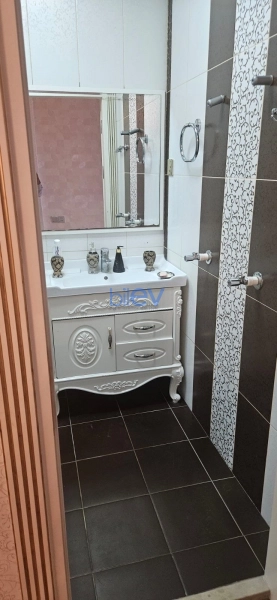 Aylıq Kirayə 3 otaqlı Yeni Tikili bina evi  112m², Bakı