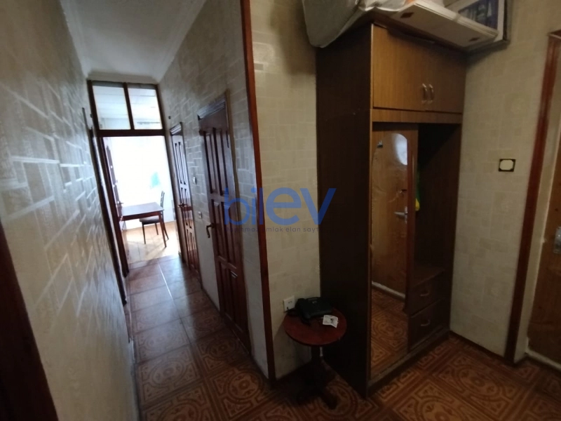 Aylıq Kirayə 3 otaqlı Köhnə Tikili bina evi  75m², Bakı