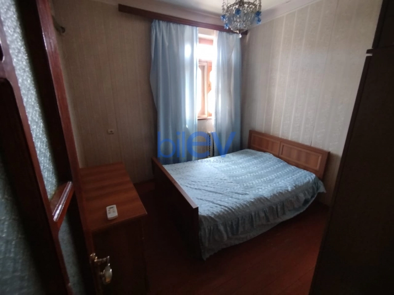Aylıq Kirayə 3 otaqlı Köhnə Tikili bina evi  75m², Bakı