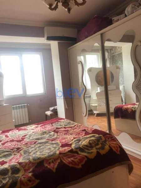 Aylıq Kirayə 2 otaqlı Köhnə Tikili bina evi  60m², Bakı