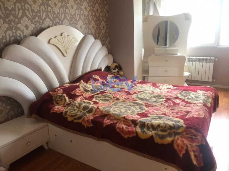 Aylıq Kirayə 2 otaqlı Köhnə Tikili bina evi  60m², Bakı
