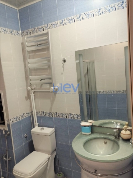 Aylıq Kirayə 3 otaqlı Yeni Tikili bina evi  160m², Bakı