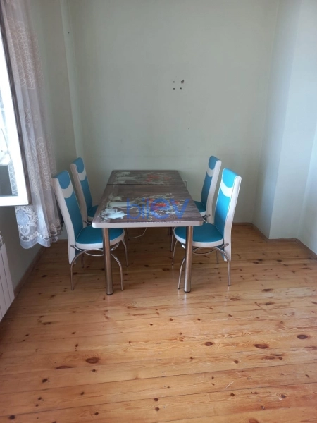 Aylıq Kirayə 2 otaqlı Yeni Tikili bina evi  90m², Bakı