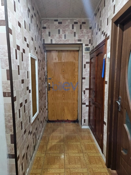 Satış 3 otaqlı Köhnə Tikili bina evi  47m², Bakı