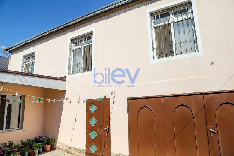 Satış 5 otaqlı Həyət evi  180m², Bakı