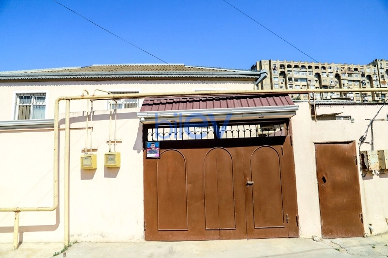 Satış 5 otaqlı Həyət evi  180m², Bakı