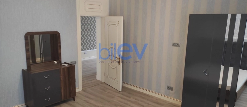 Aylıq Kirayə 6 otaqlı Həyət evi  320m², Bakı