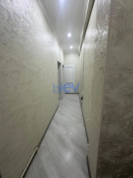 Aylıq Kirayə 3 otaqlı Yeni Tikili bina evi  90m², Bakı