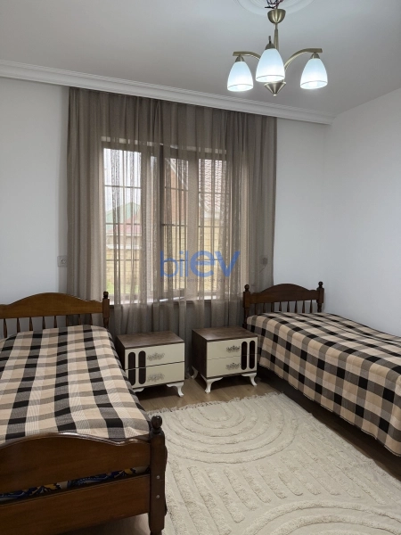 Günlük Kirayə 3 otaqlı Bağ evi  80m², Qax