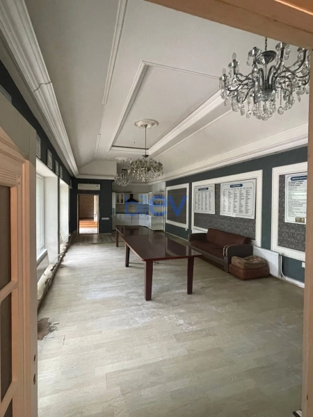 Satış 9 otaqlı Bağ evi  600m², Bakı