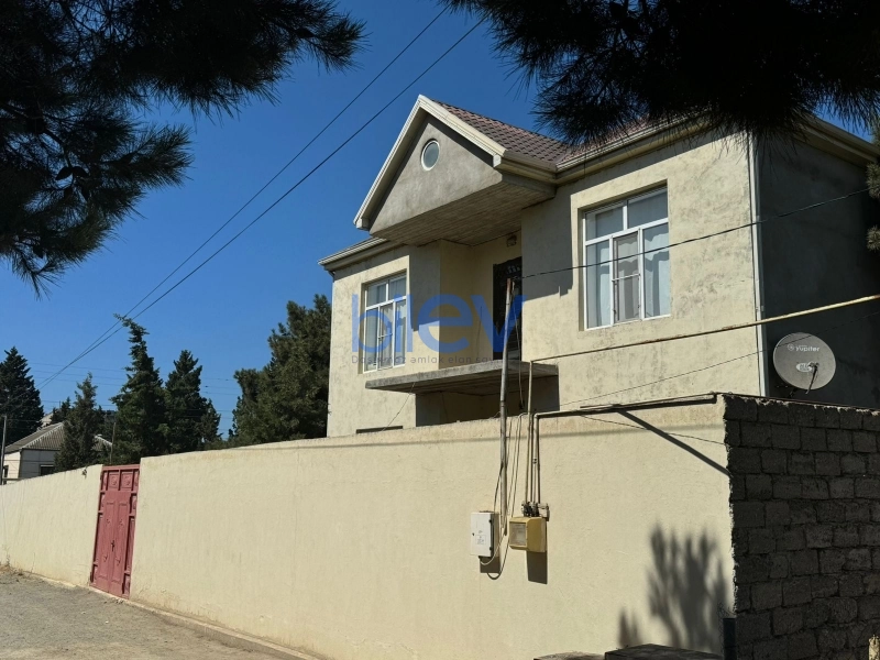Satış 5 otaqlı Həyət evi  200m², Bakı