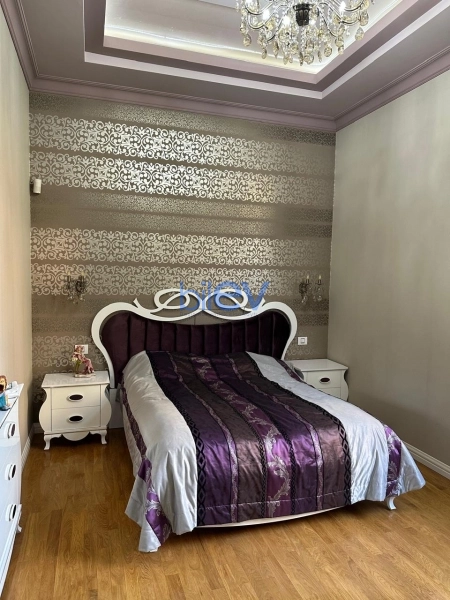 Satış 6 otaqlı Villa  650m², Bakı