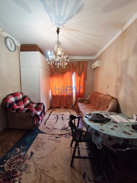 Aylıq Kirayə 1 otaqlı Köhnə Tikili bina evi  40m², Bakı