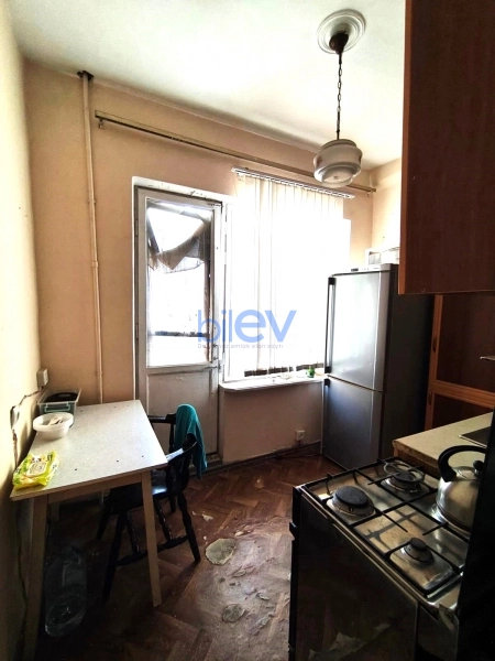Aylıq Kirayə 1 otaqlı Köhnə Tikili bina evi  40m², Bakı