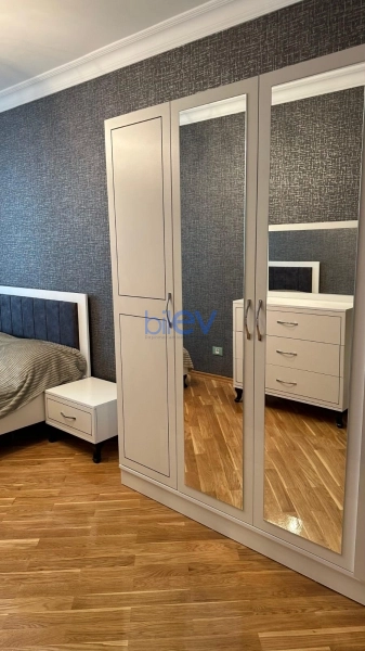 Aylıq Kirayə 3 otaqlı Köhnə Tikili bina evi  70m², Bakı
