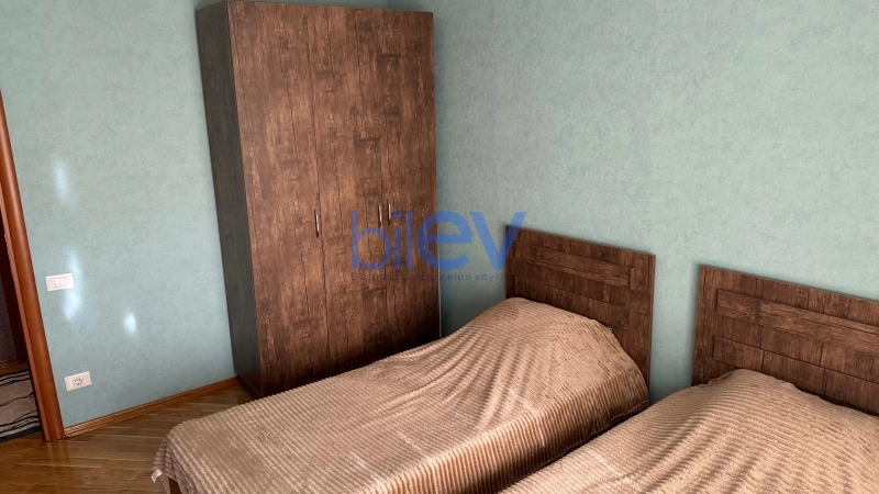 Aylıq Kirayə 3 otaqlı Köhnə Tikili bina evi  70m², Bakı