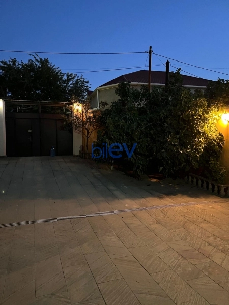 Satış 7 otaqlı Həyət evi  200m², Bakı