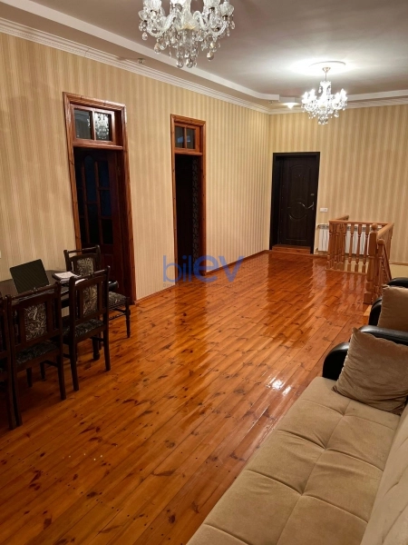 Satış 7 otaqlı Həyət evi  200m², Bakı