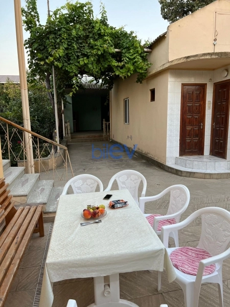 Satış 7 otaqlı Həyət evi  200m², Bakı