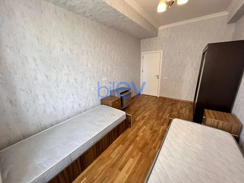 Aylıq Kirayə 3 otaqlı Yeni Tikili bina evi  105m², Bakı