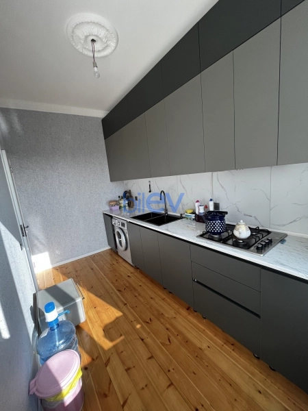 Satış 4 otaqlı Yeni Tikili bina evi  120m², Bakı