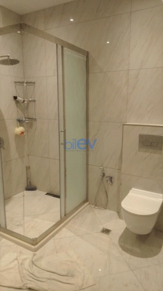 Aylıq Kirayə 3 otaqlı Yeni Tikili bina evi  140m², Bakı