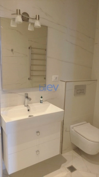 Aylıq Kirayə 3 otaqlı Yeni Tikili bina evi  140m², Bakı